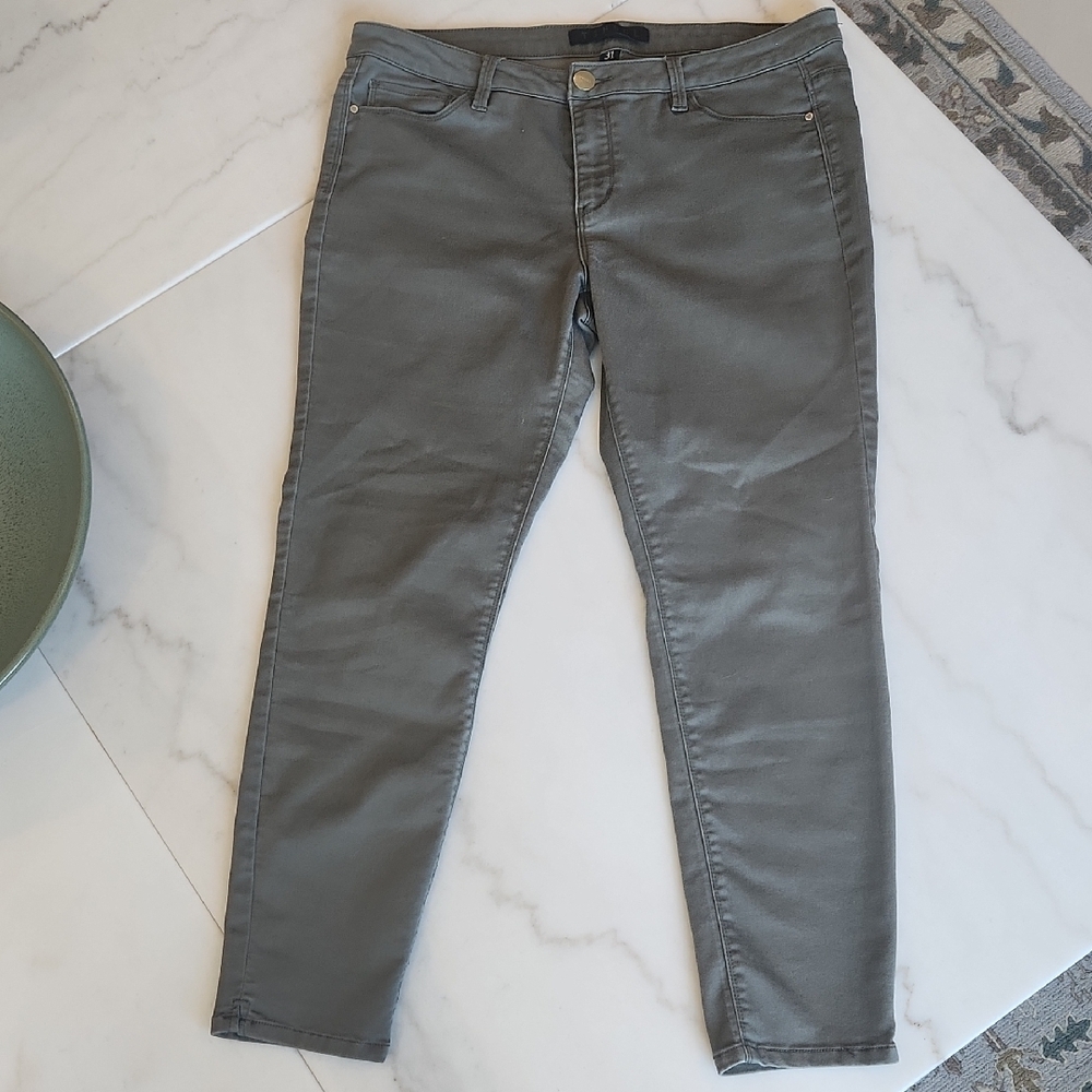 Tinsel Green Capris, Size 31